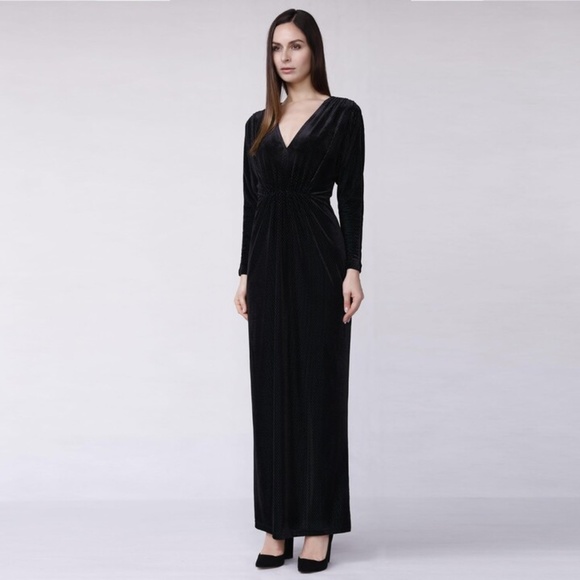 Smart and Joy Dresses & Skirts - Long Sleeve Velvet V-Neck Maxi Dress
